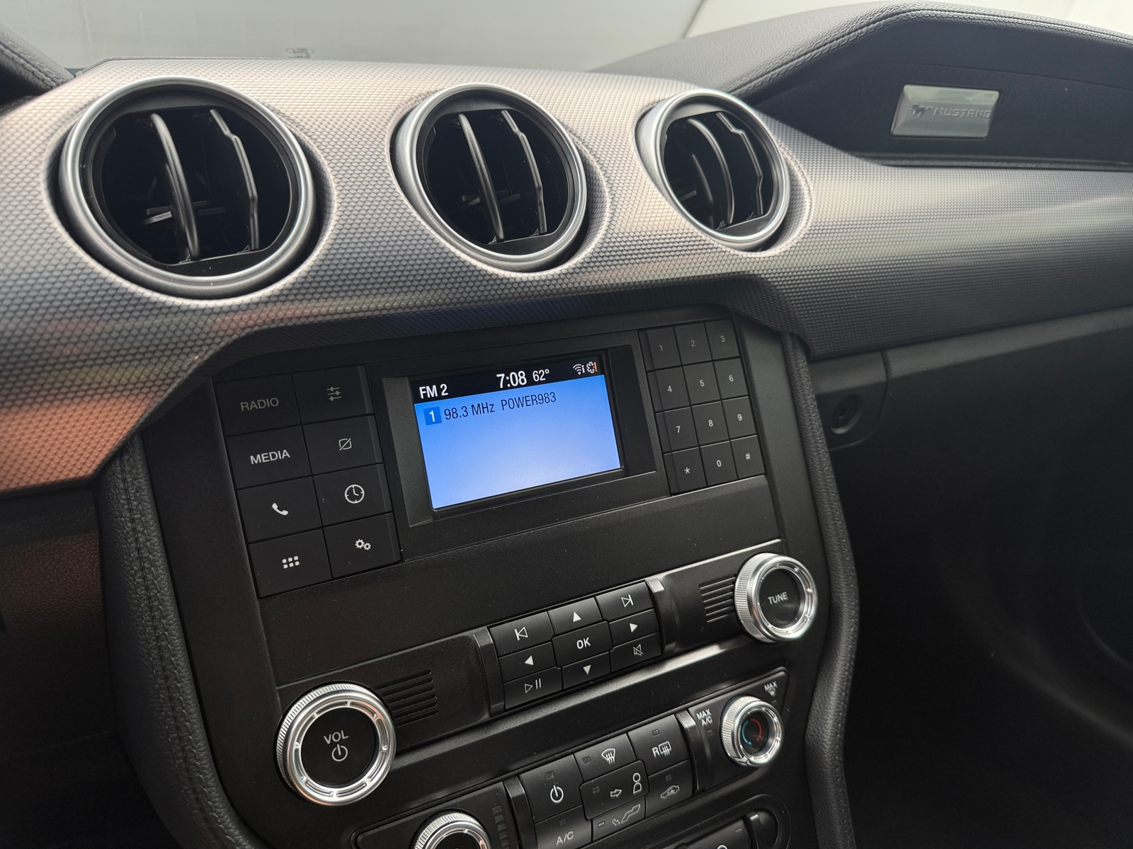 Thumbnail: 2019 Ford Mustang - 3