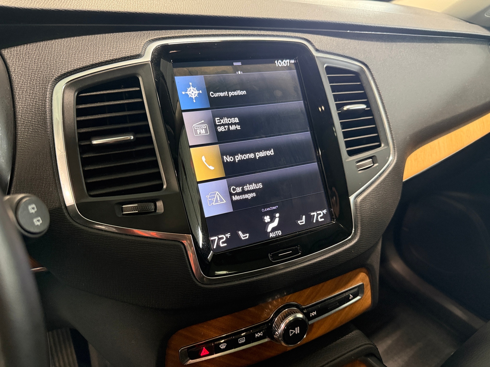 Thumbnail: 2022 Volvo XC90 - 3