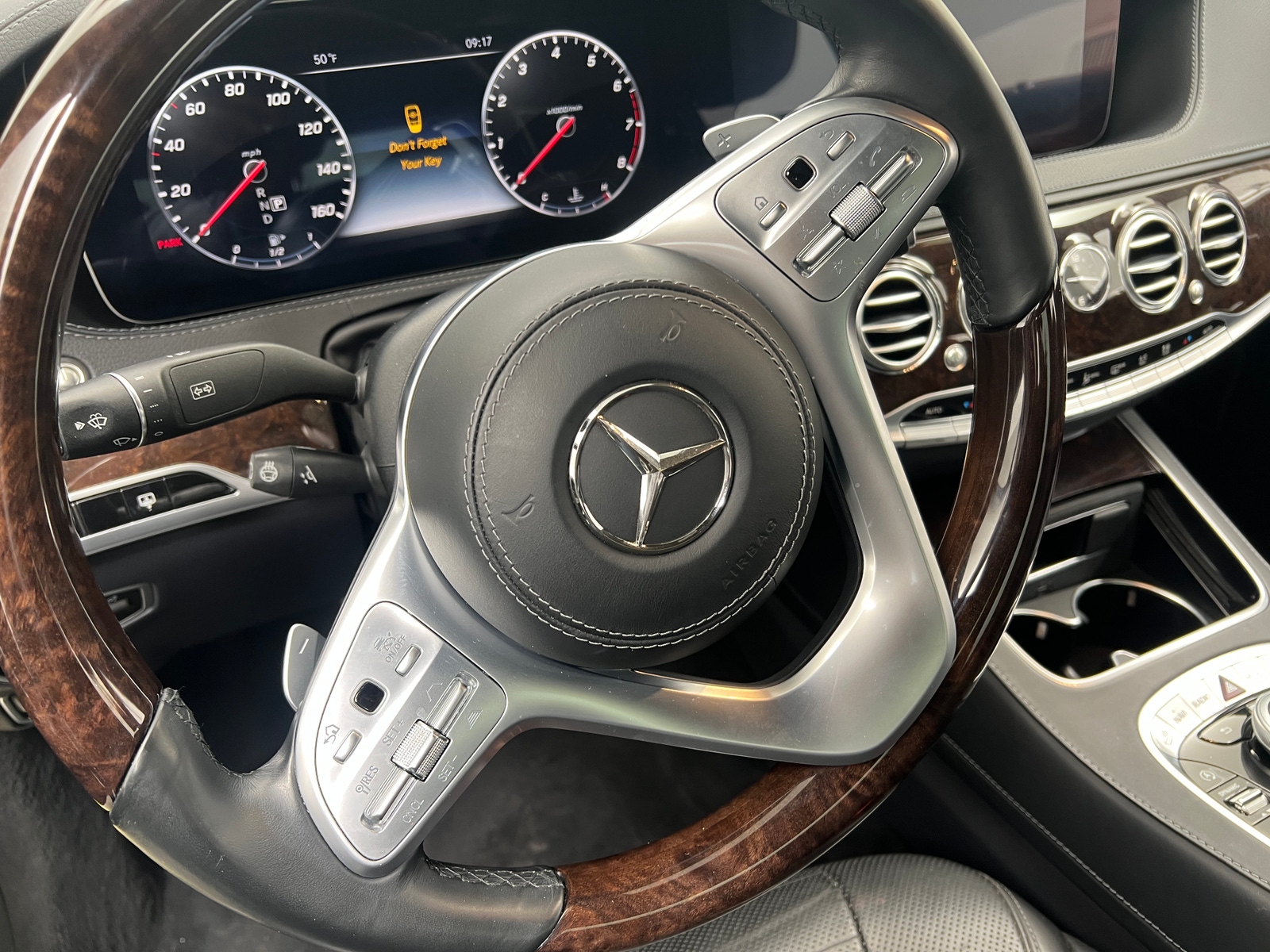 Thumbnail: 2020 Mercedes-Benz S-Class - 4