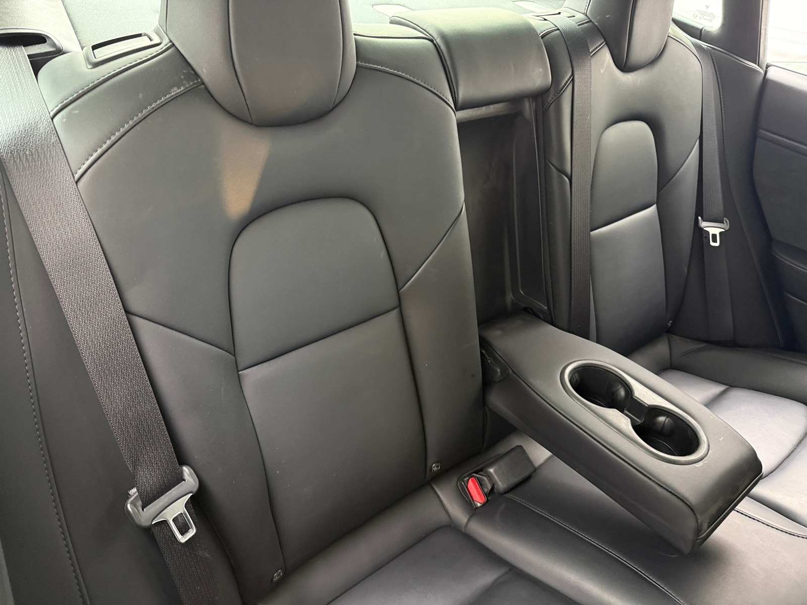 Thumbnail: 2020 Tesla Model 3 - 4