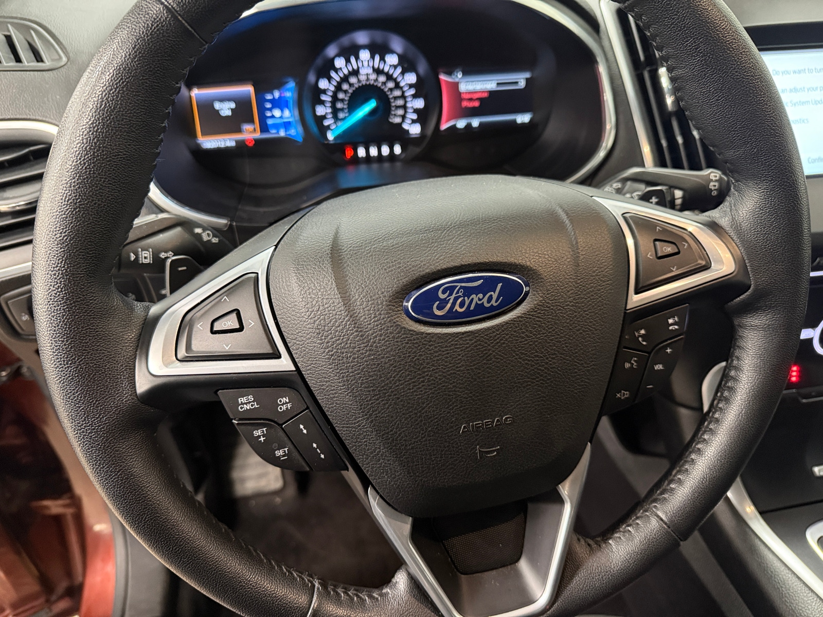 Thumbnail: 2016 Ford Edge - 4