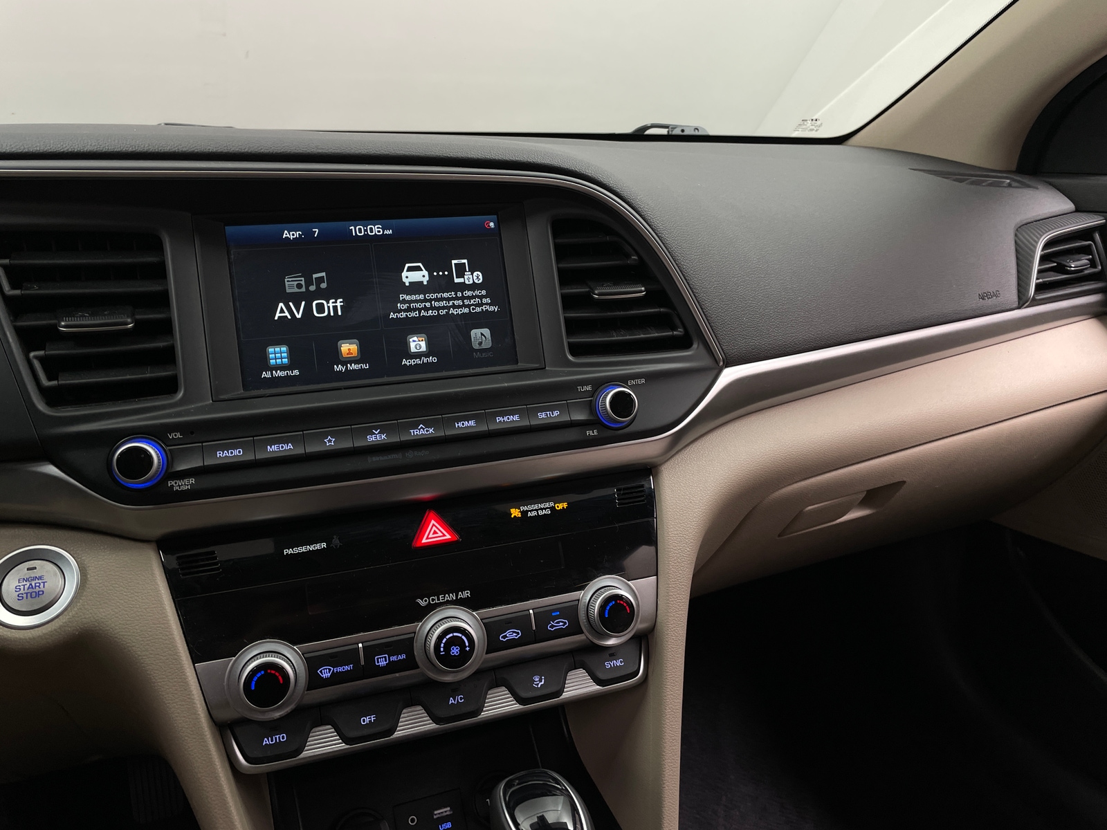 Thumbnail: 2020 Hyundai Elantra - 4