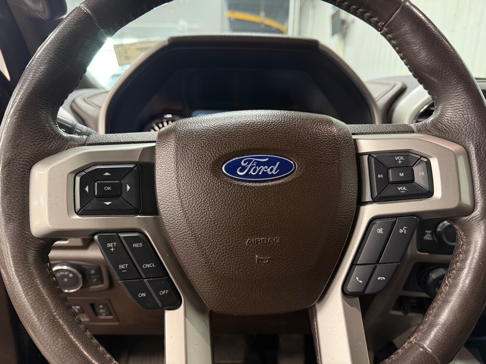 Thumbnail: 2018 Ford Econoline - 4