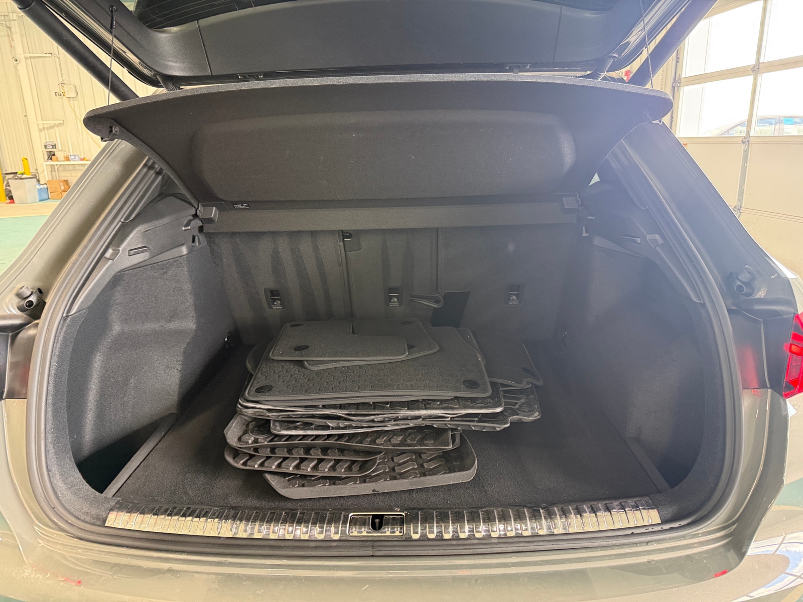 Thumbnail: 2022 Audi Q3 - 6