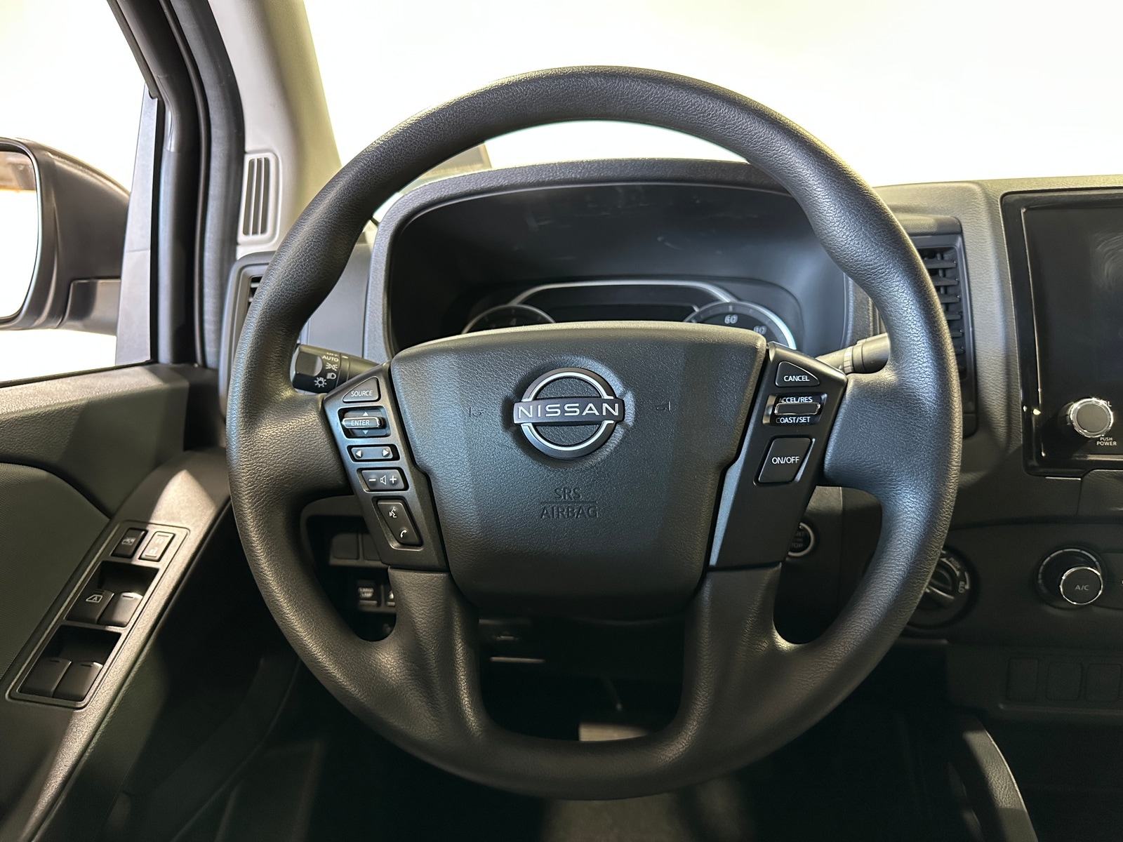 Thumbnail: 2024 Nissan Frontier - 5