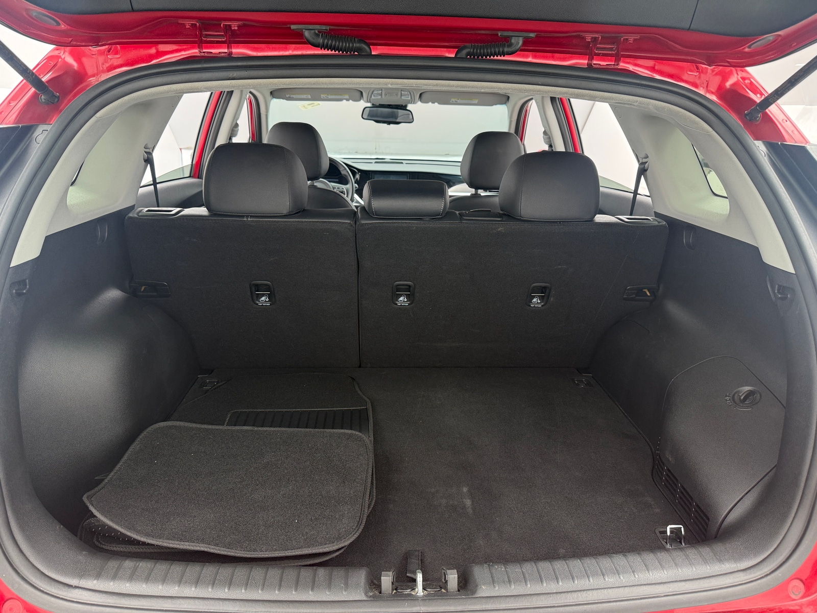 Thumbnail: 2020 Kia Niro - 6