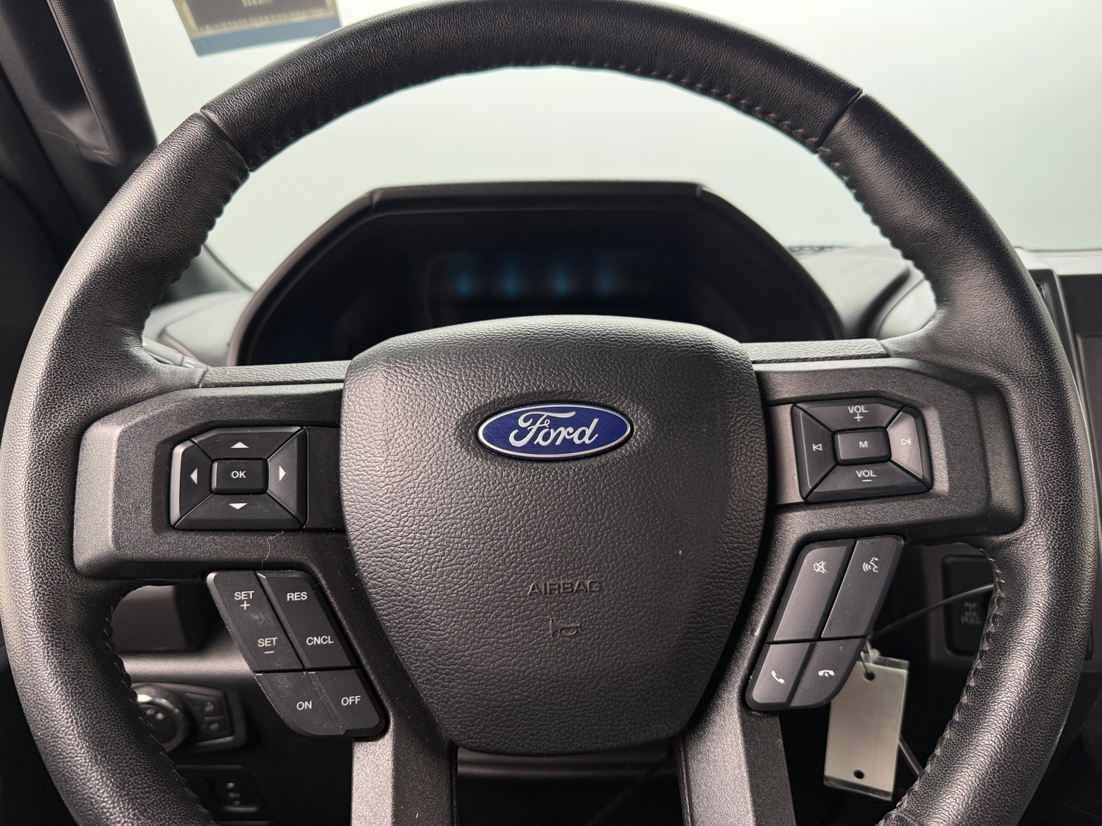 Thumbnail: 2020 Ford Econoline - 5