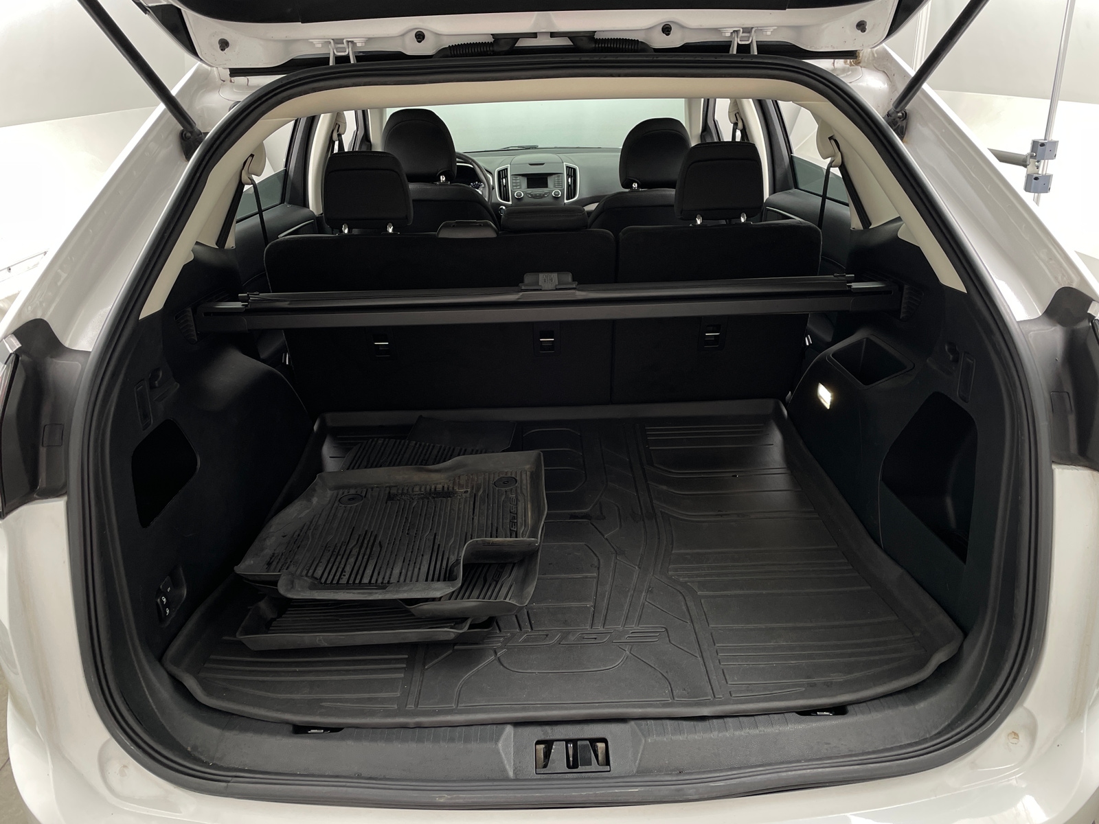 Thumbnail: 2018 Ford Edge - 7