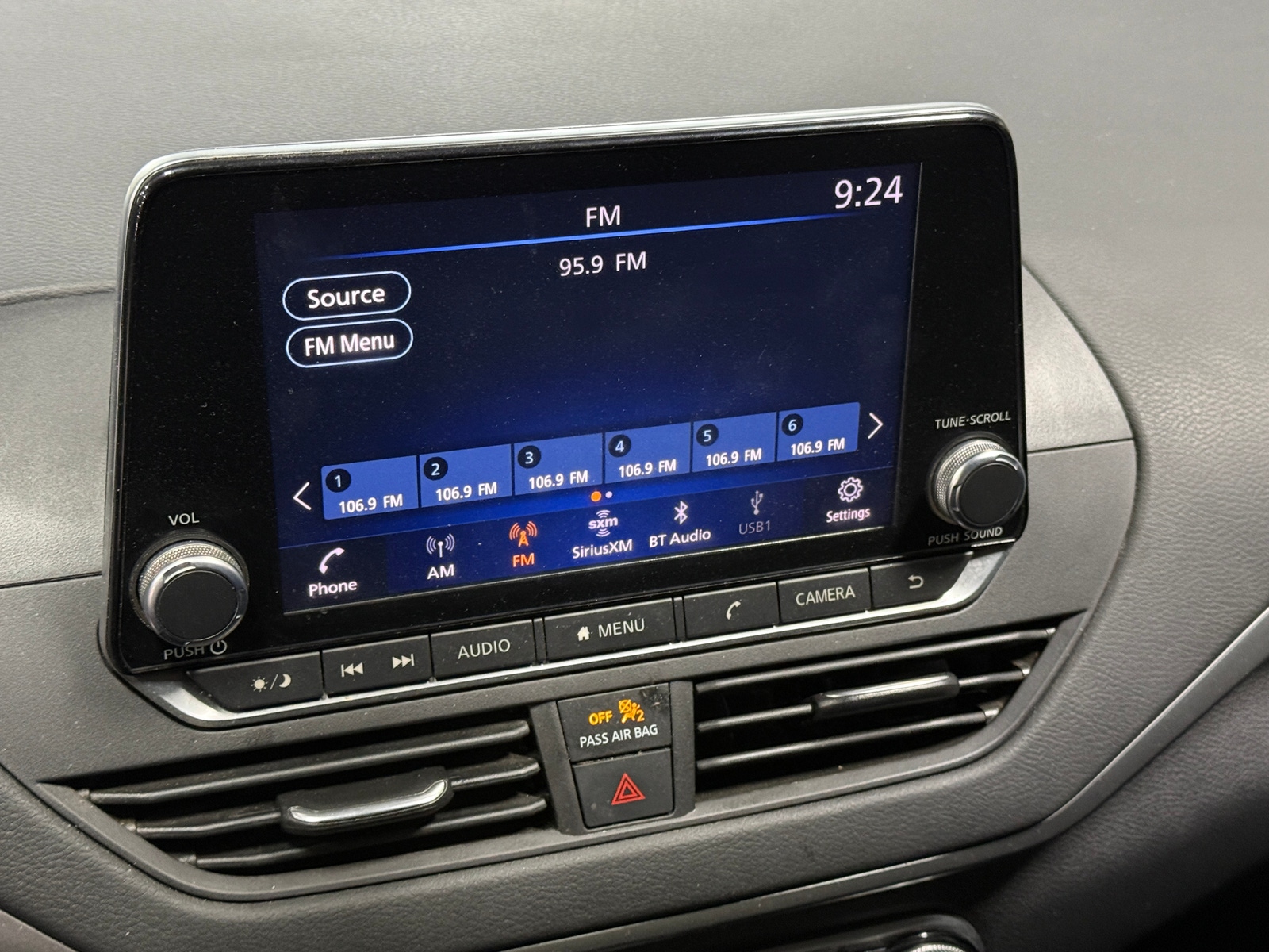 Thumbnail: 2021 Nissan Altima - 4