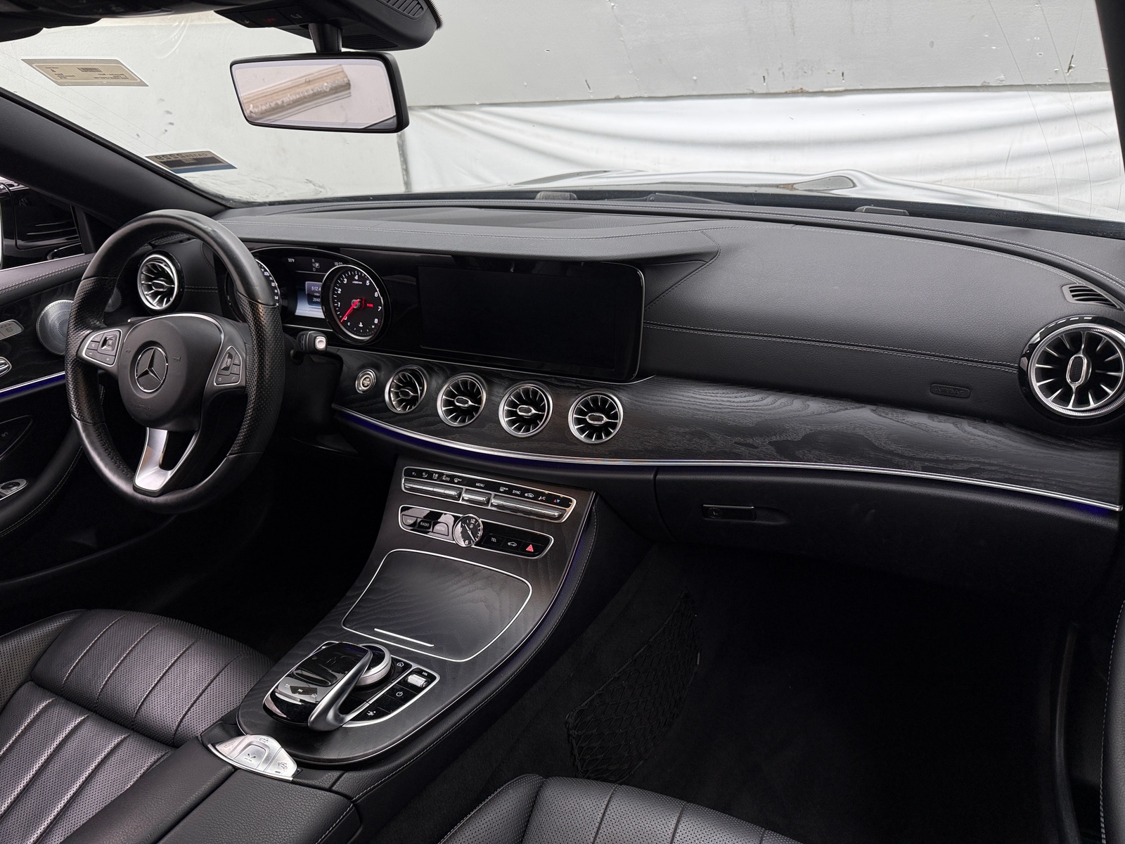 Thumbnail: 2018 Mercedes-Benz E-Class - 2