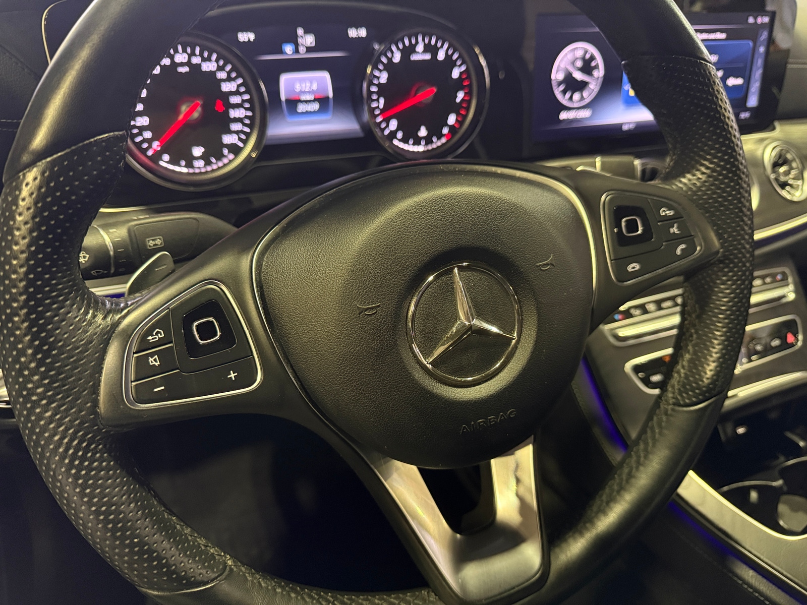 Thumbnail: 2018 Mercedes-Benz E-Class - 4