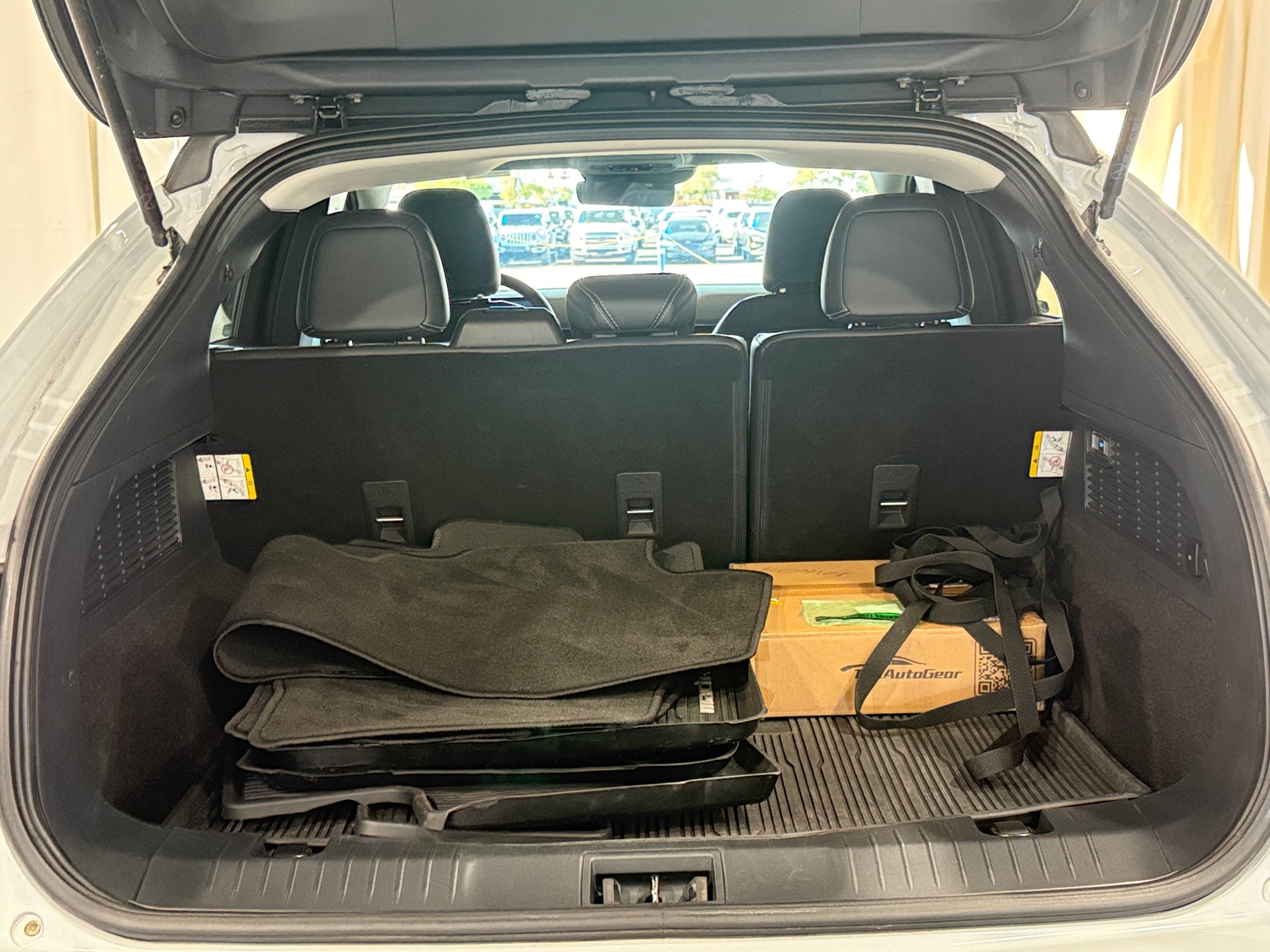 Thumbnail: 2021 Ford Mustang Mach-E - 6