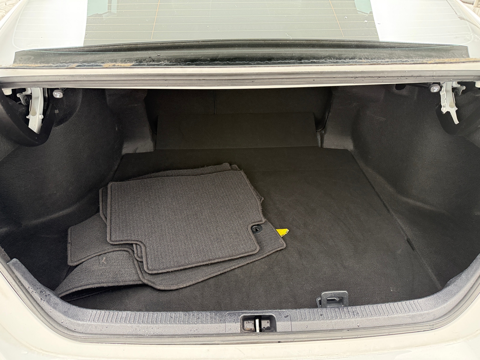 Thumbnail: 2020 Toyota Camry - 6