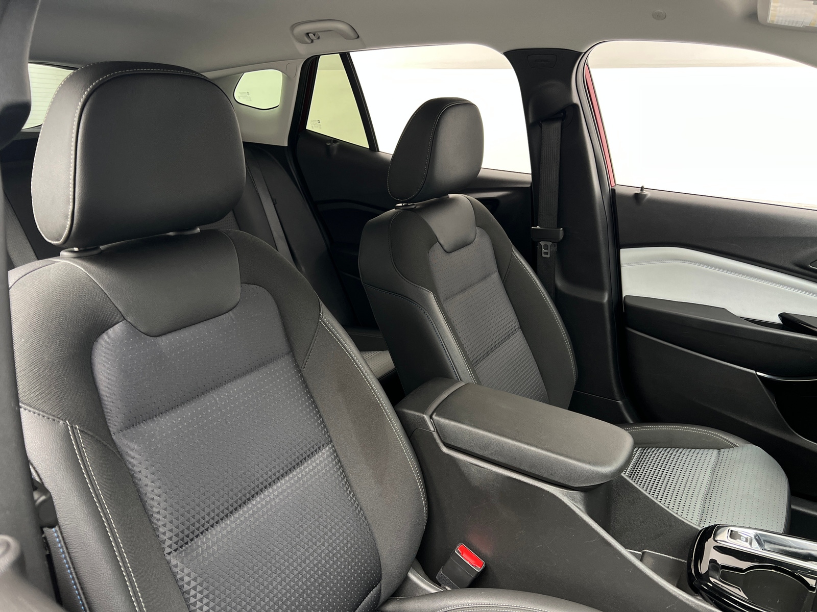 Thumbnail: 2025 Chevrolet Trax - 2