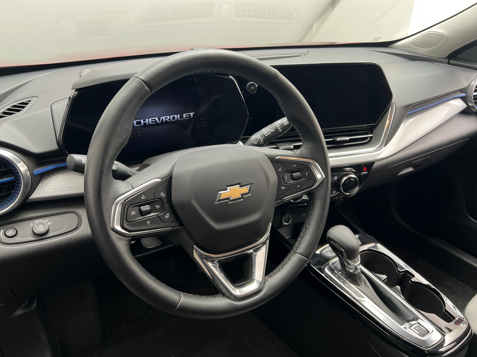 Thumbnail: 2025 Chevrolet Trax - 5