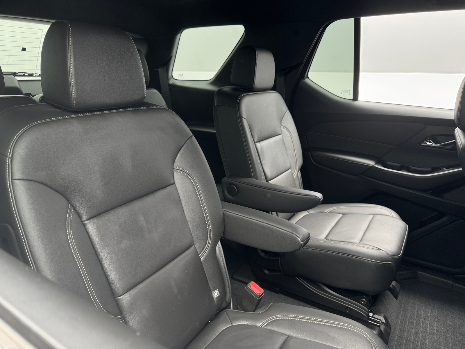 Thumbnail: 2022 Chevrolet Traverse - 5