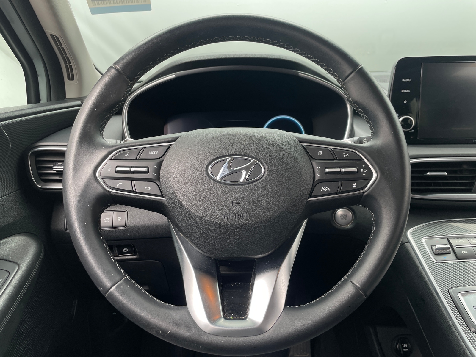 Thumbnail: 2022 Hyundai Santa Fe - 5