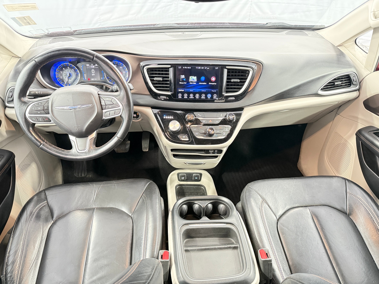 Thumbnail: 2017 Chrysler Pacifica - 2