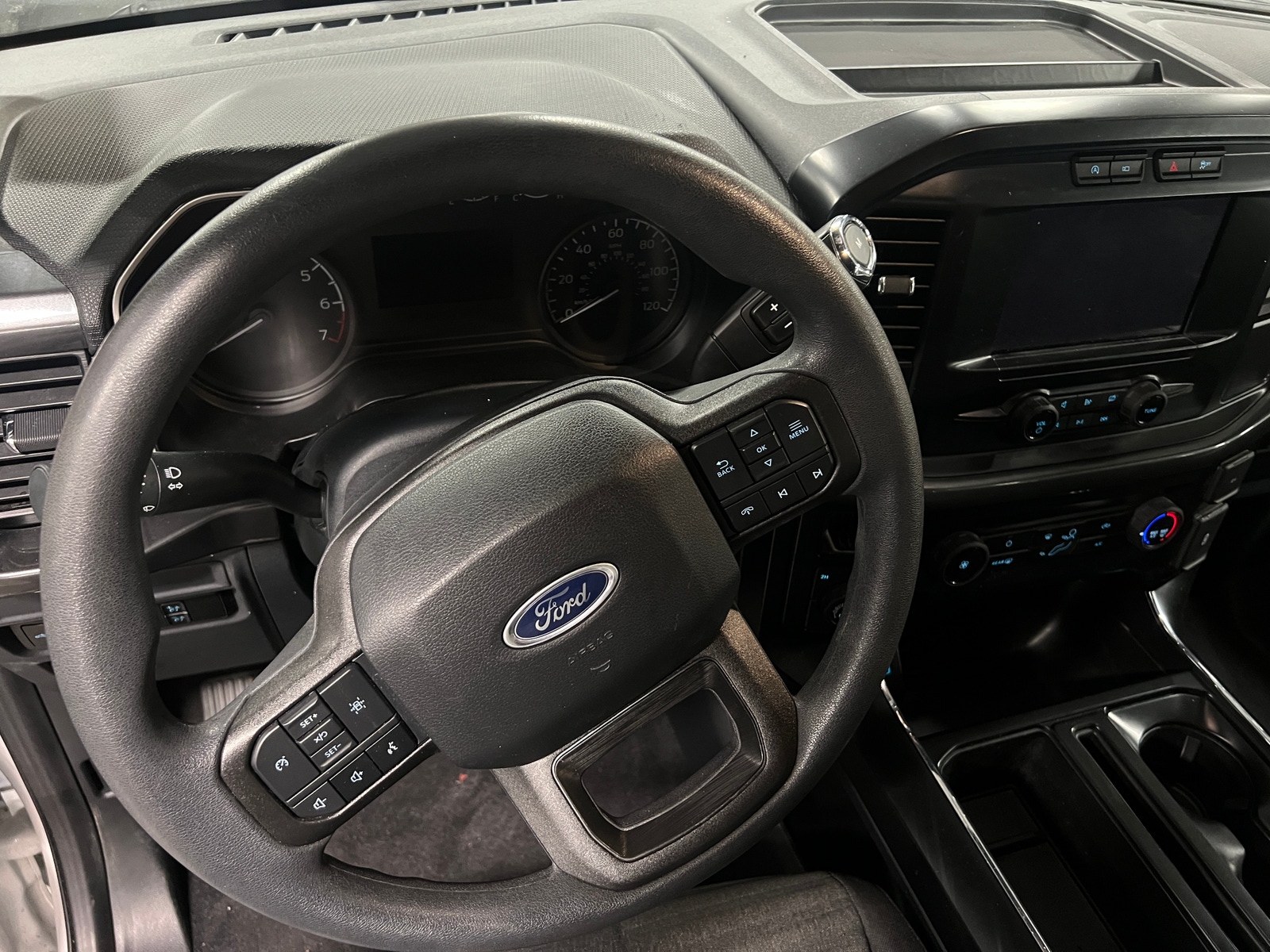 Thumbnail: 2023 Ford Econoline - 5