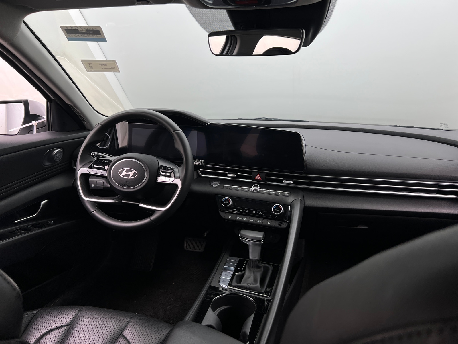 Thumbnail: 2025 Hyundai Elantra - 2