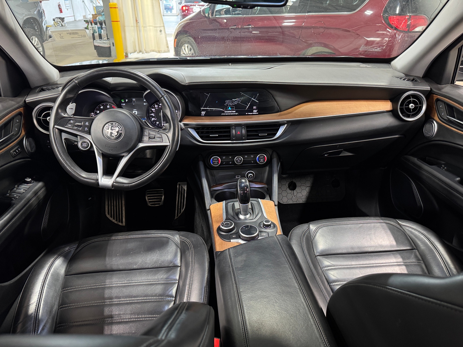 Thumbnail: 2018 Alfa Romeo Stelvio - 2