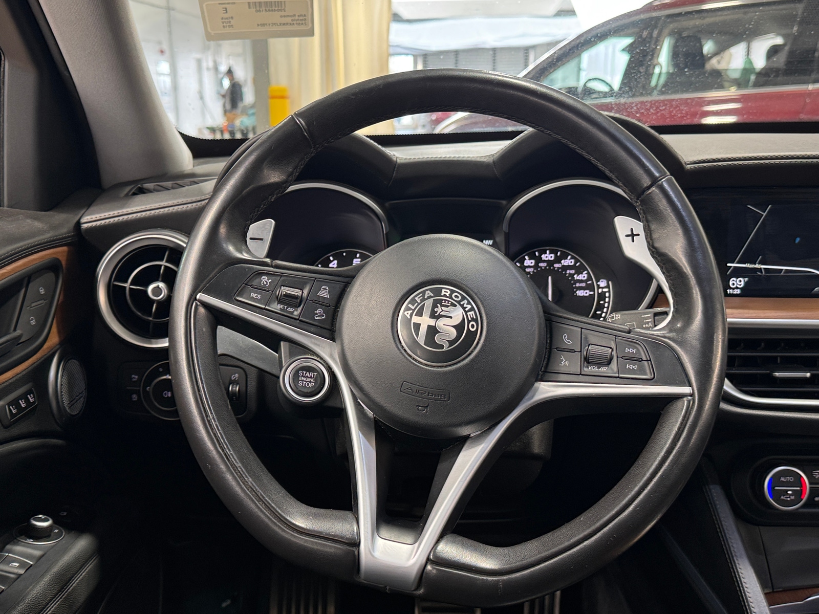 Thumbnail: 2018 Alfa Romeo Stelvio - 4