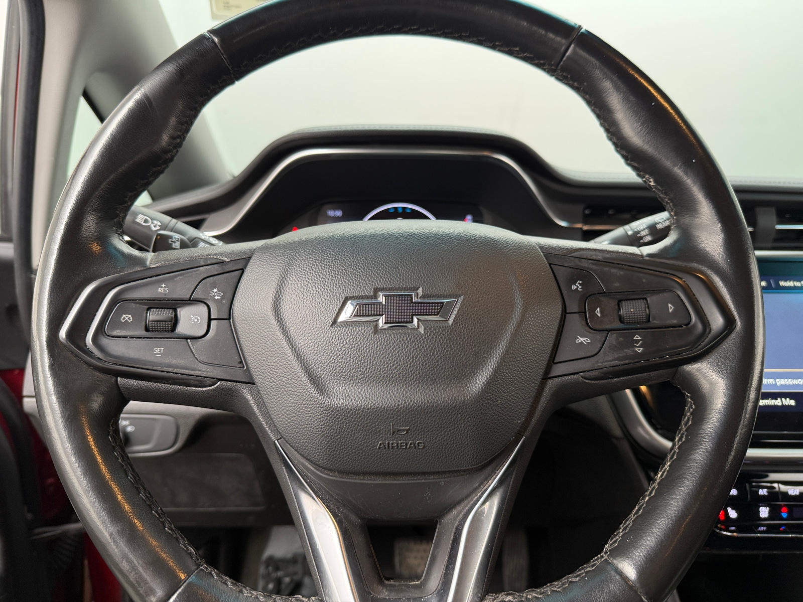 Thumbnail: 2022 Chevrolet Bolt EV - 5