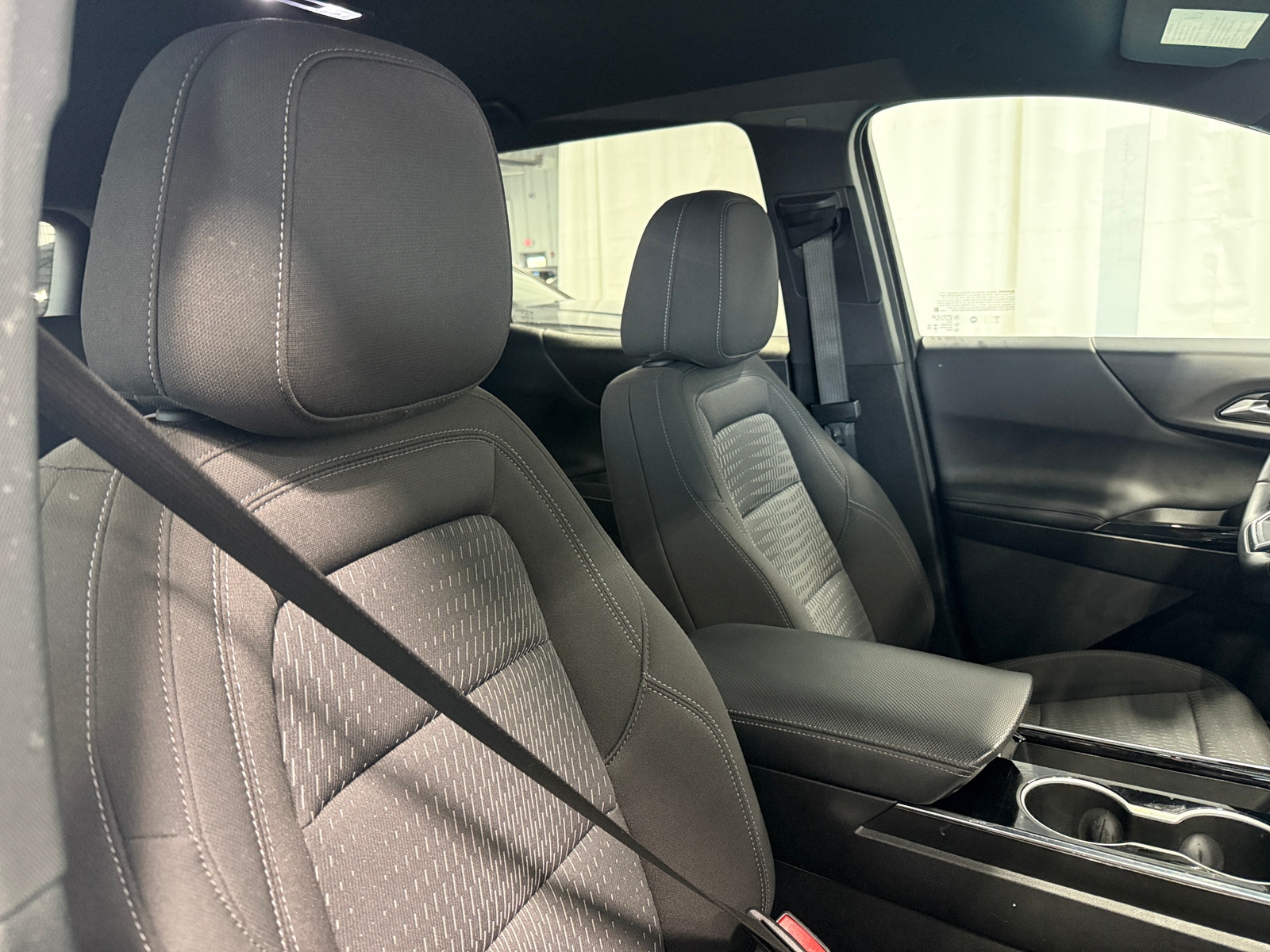 Thumbnail: 2025 Chevrolet Equinox - 2