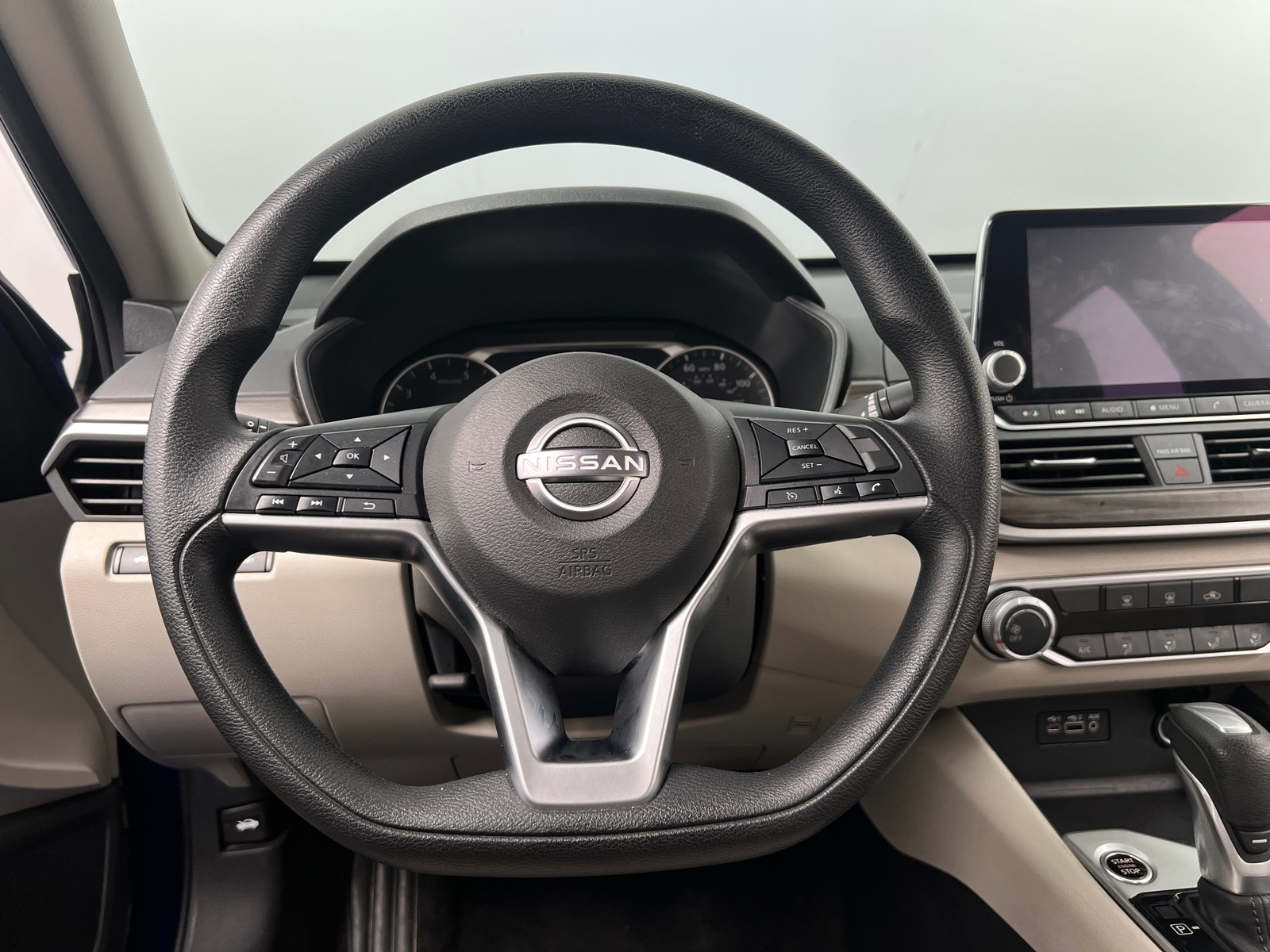 Thumbnail: 2025 Nissan Altima - 5