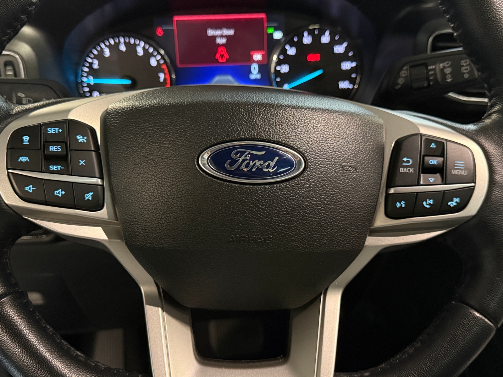 Thumbnail: 2022 Ford Explorer - 4