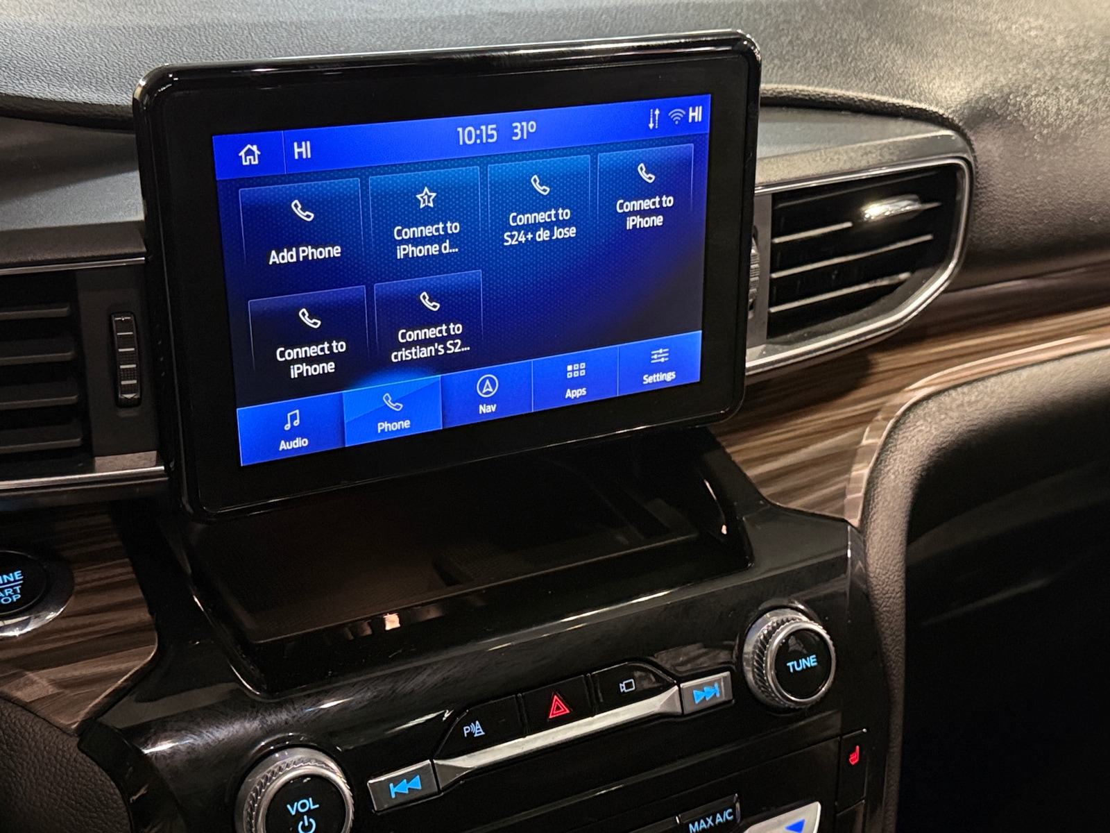 Thumbnail: 2022 Ford Explorer - 3