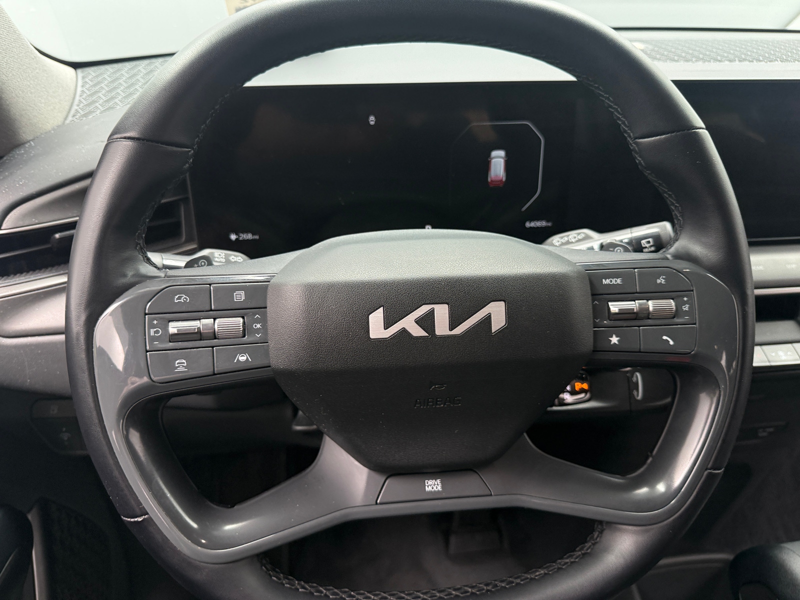 Thumbnail: 2024 Kia EV9 - 4