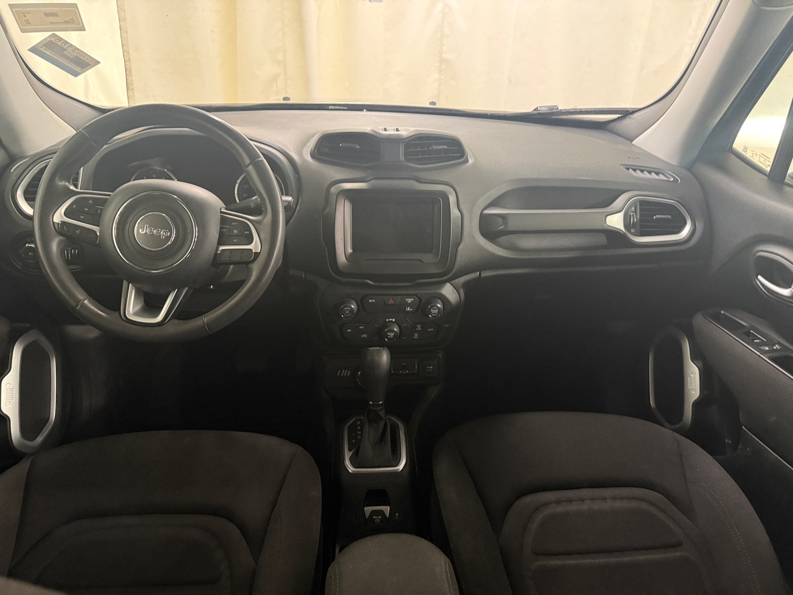 Thumbnail: 2021 Jeep Renegade - 3