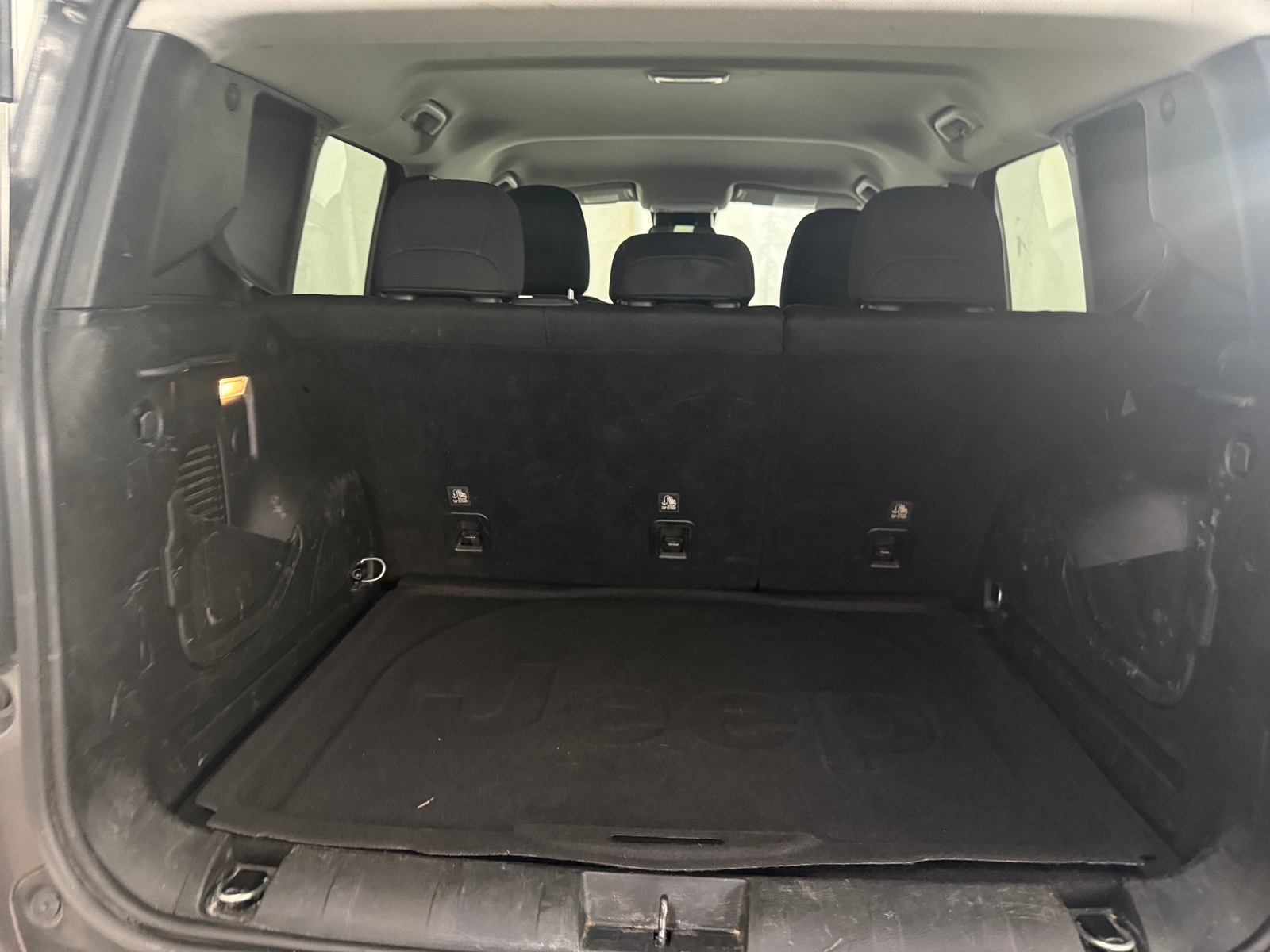 Thumbnail: 2021 Jeep Renegade - 7