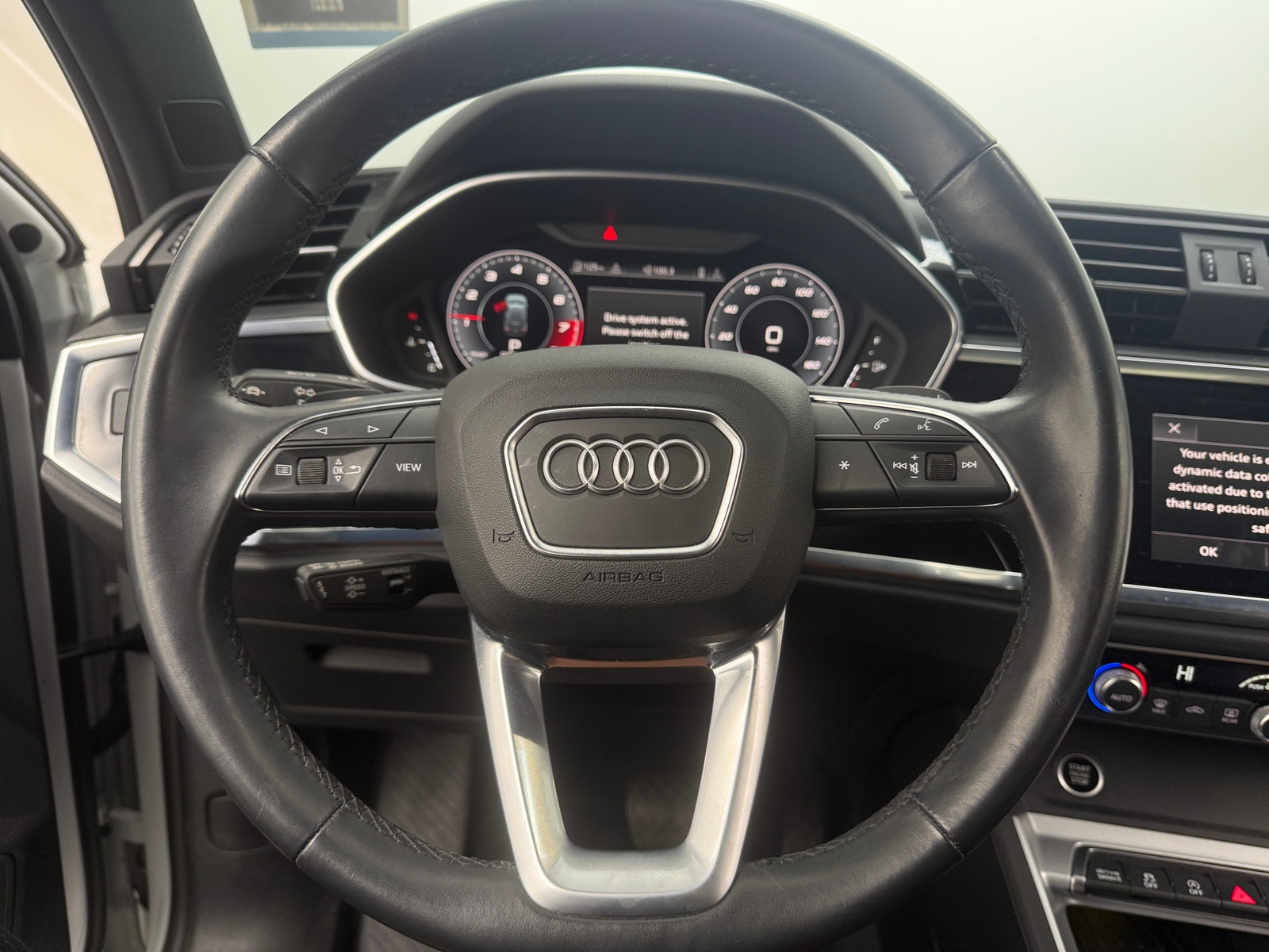 Thumbnail: 2021 Audi Q3 - 4