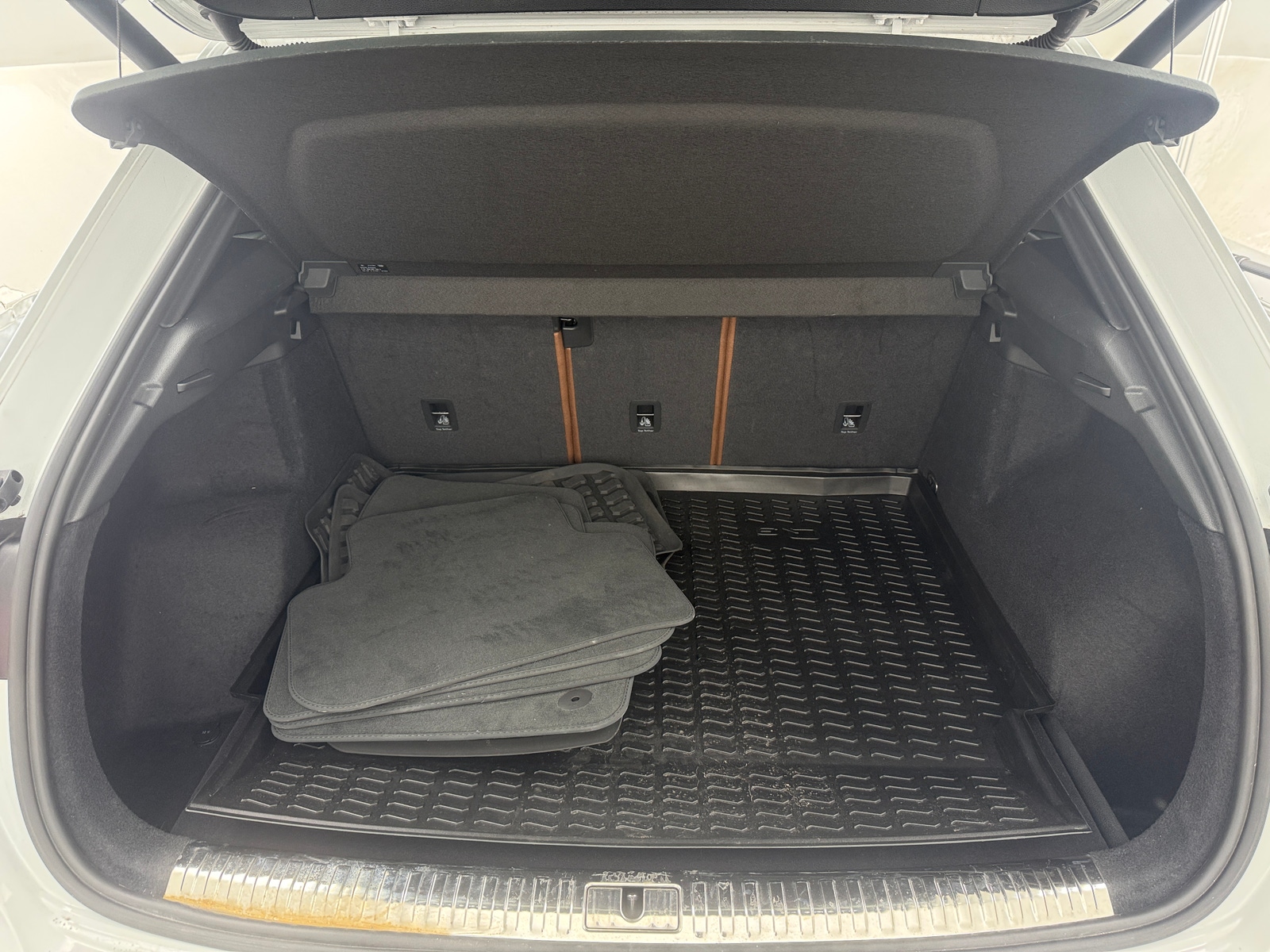 Thumbnail: 2021 Audi Q3 - 6