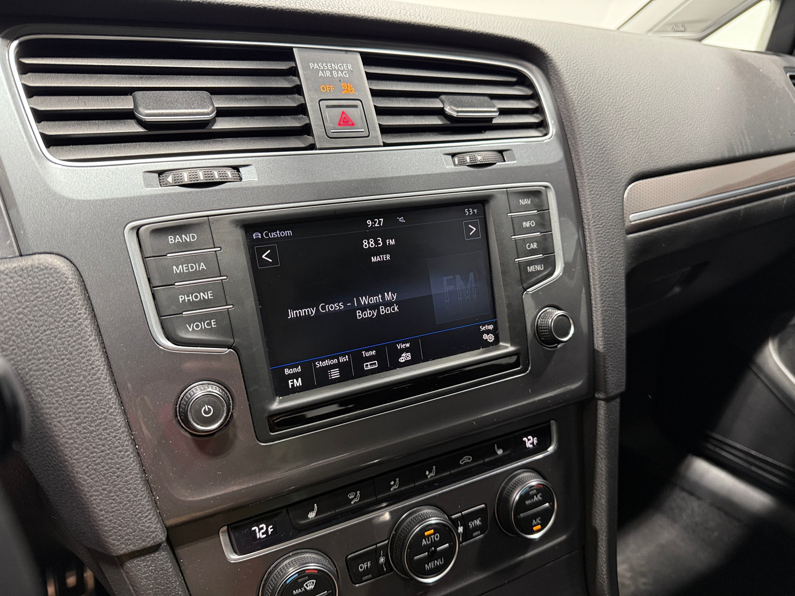 Thumbnail: 2017 Volkswagen Golf - 3