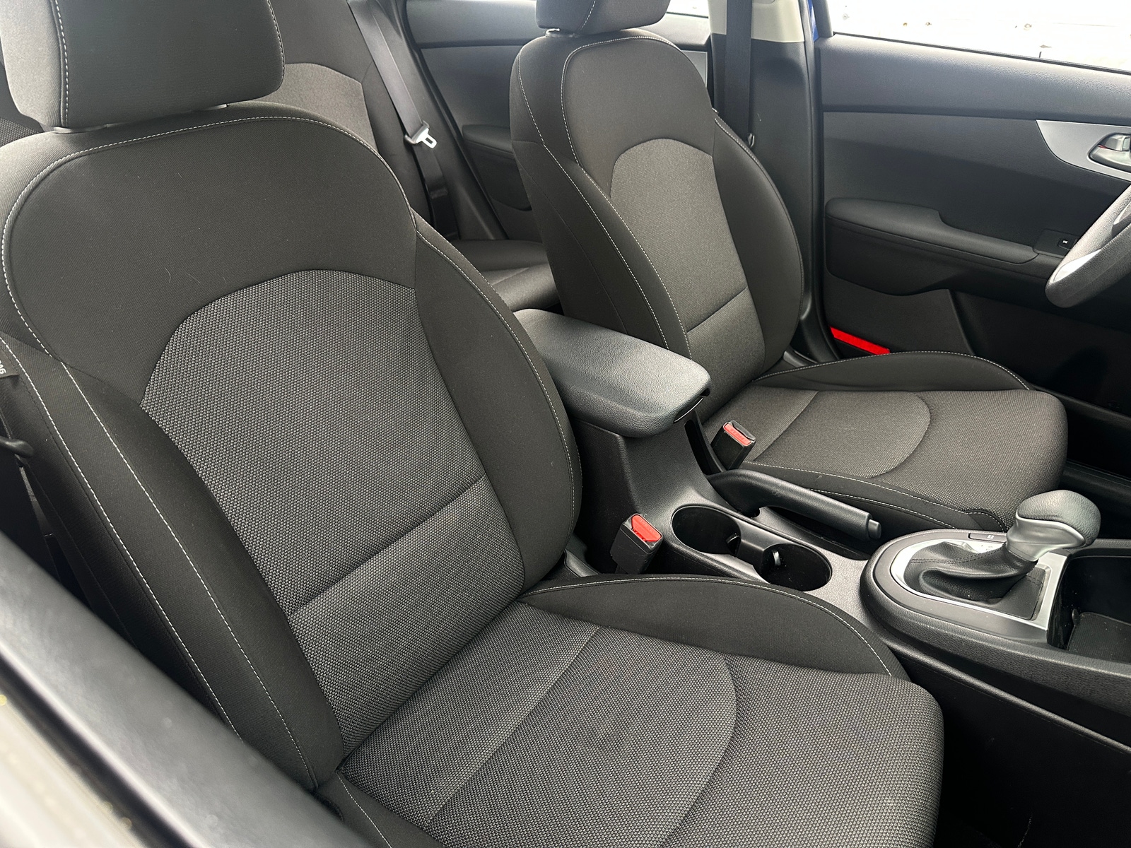 Thumbnail: 2022 Kia Forte - 2