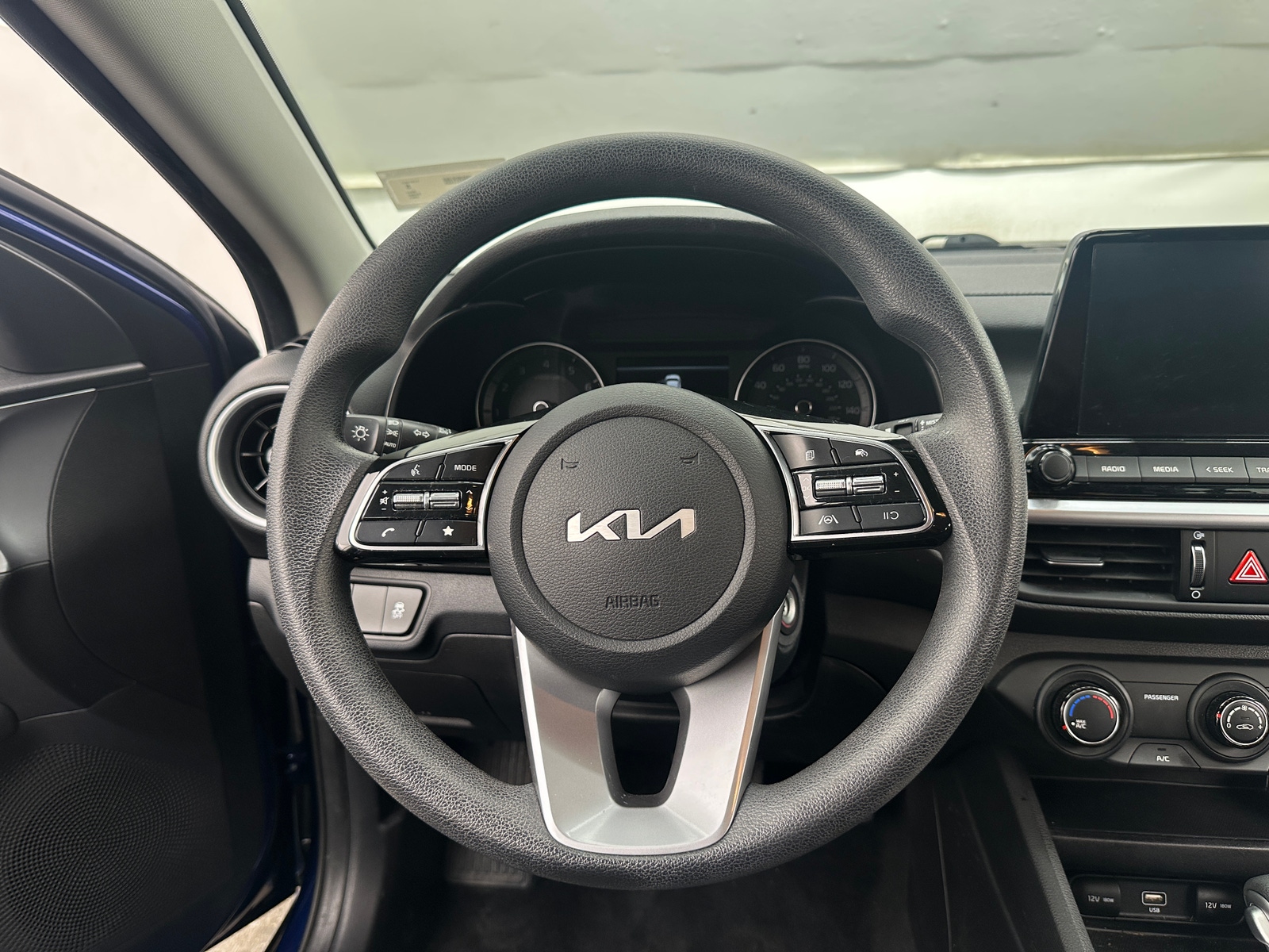 Thumbnail: 2022 Kia Forte - 5