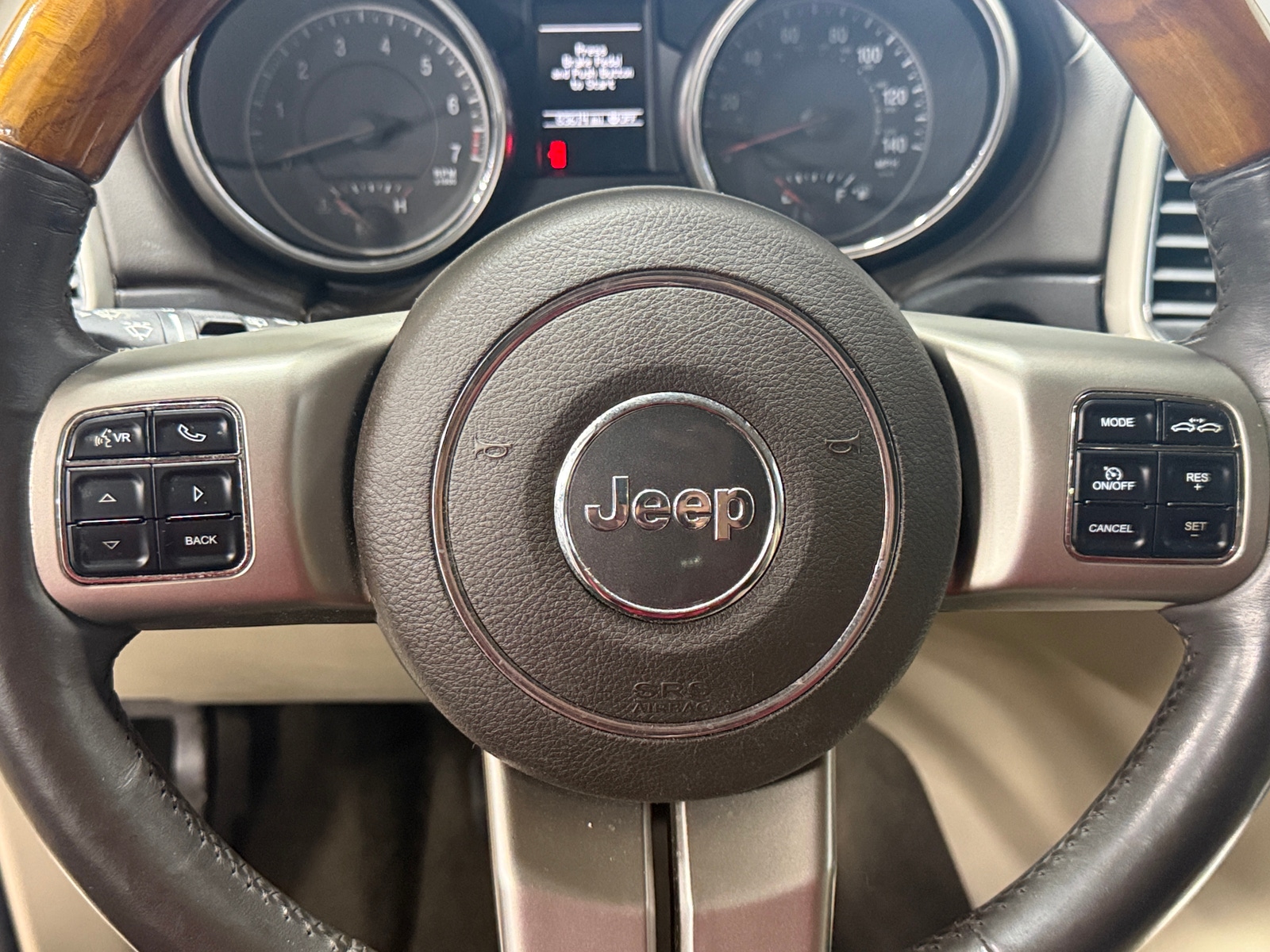 Thumbnail: 2011 Jeep Grand Cherokee - 4