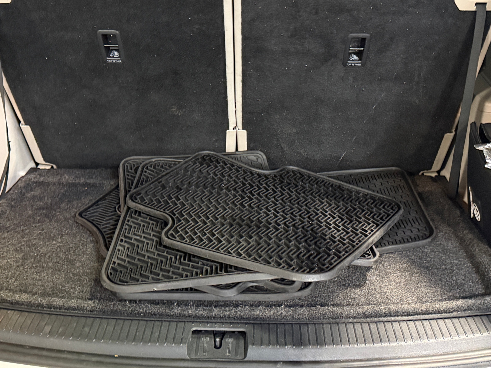 Thumbnail: 2022 Volkswagen Atlas - 6