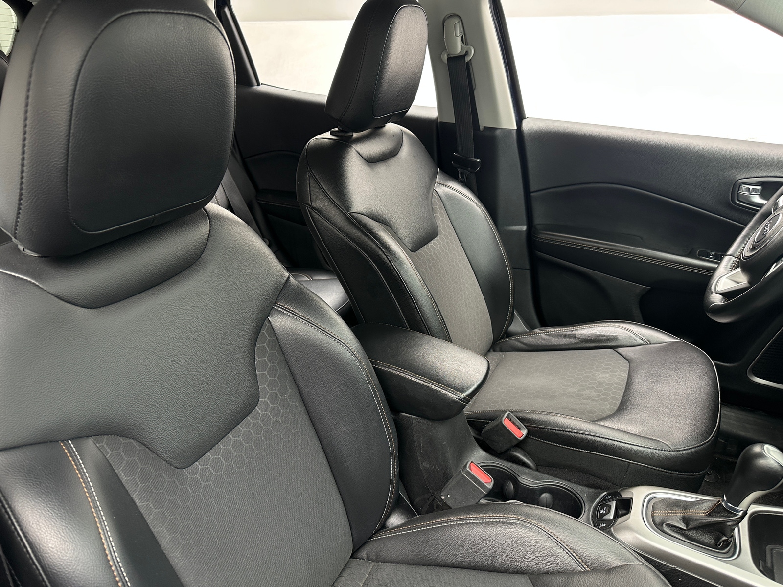 Thumbnail: 2018 Jeep Compass - 2