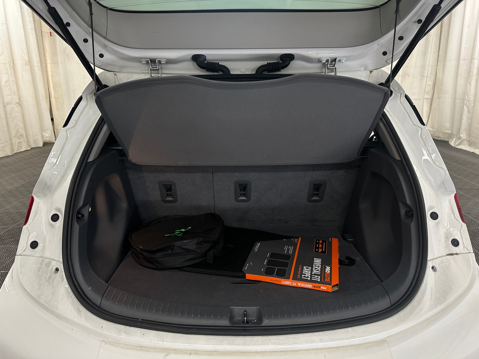 Thumbnail: 2020 Chevrolet Bolt EV - 7