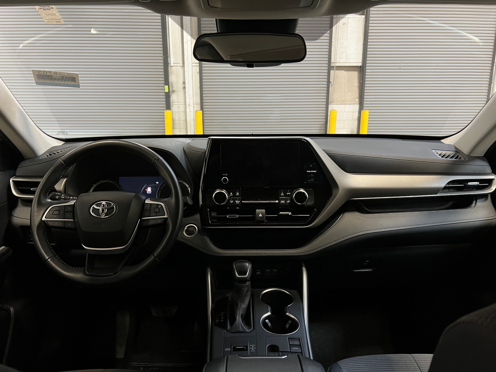 Thumbnail: 2025 Toyota Highlander - 3