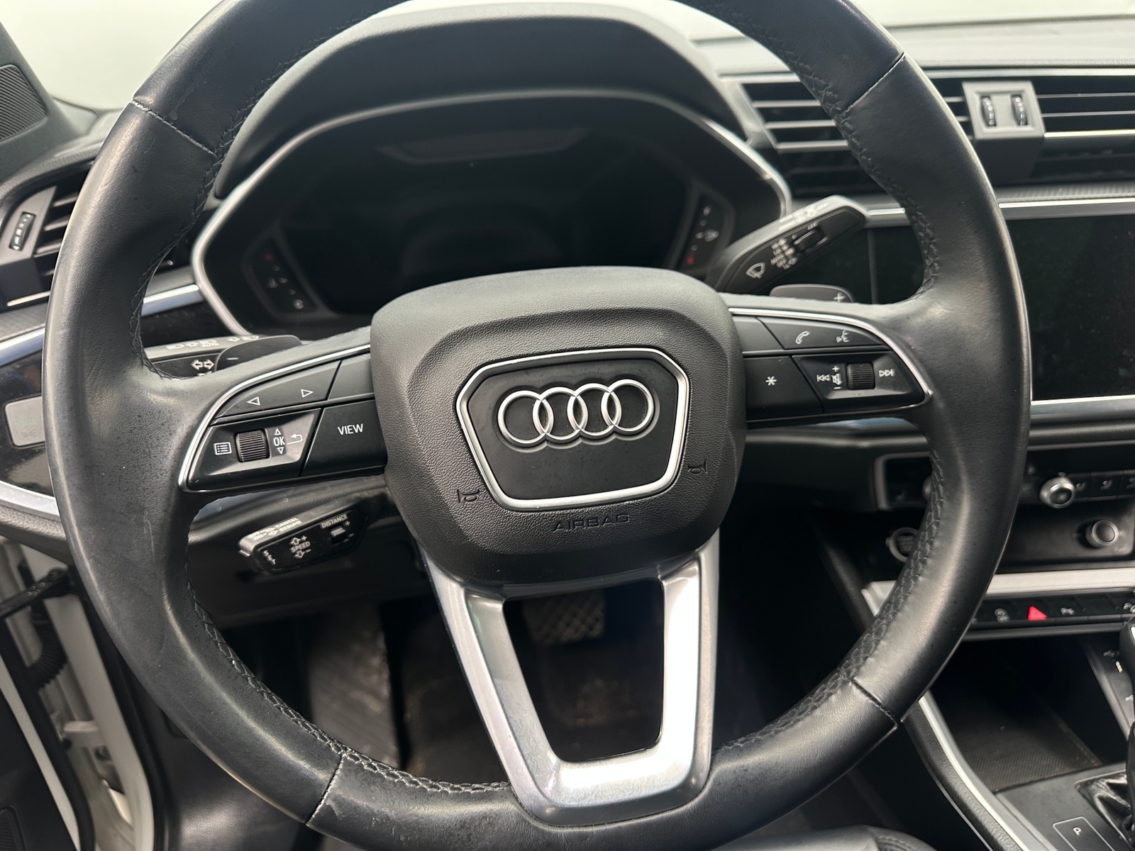 Thumbnail: 2022 Audi Q3 - 4