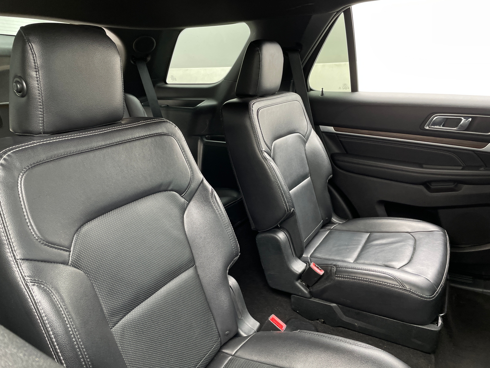Thumbnail: 2019 Ford Explorer - 5