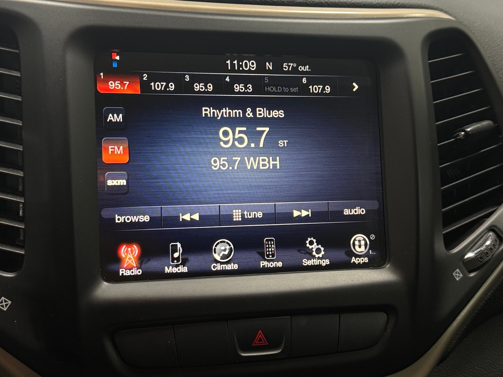 Thumbnail: 2014 Jeep Cherokee - 4