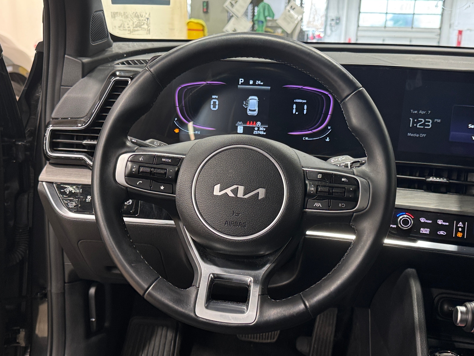 Thumbnail: 2024 Kia Sportage - 4