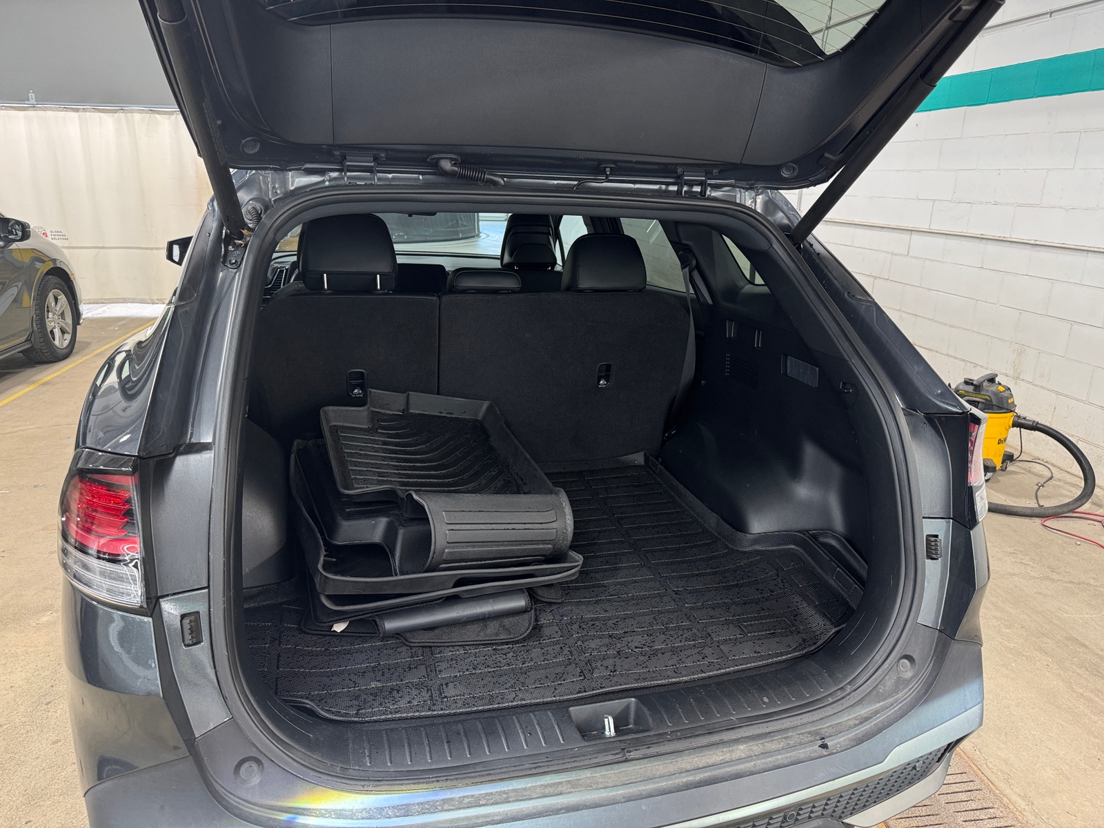 Thumbnail: 2024 Kia Sportage - 6