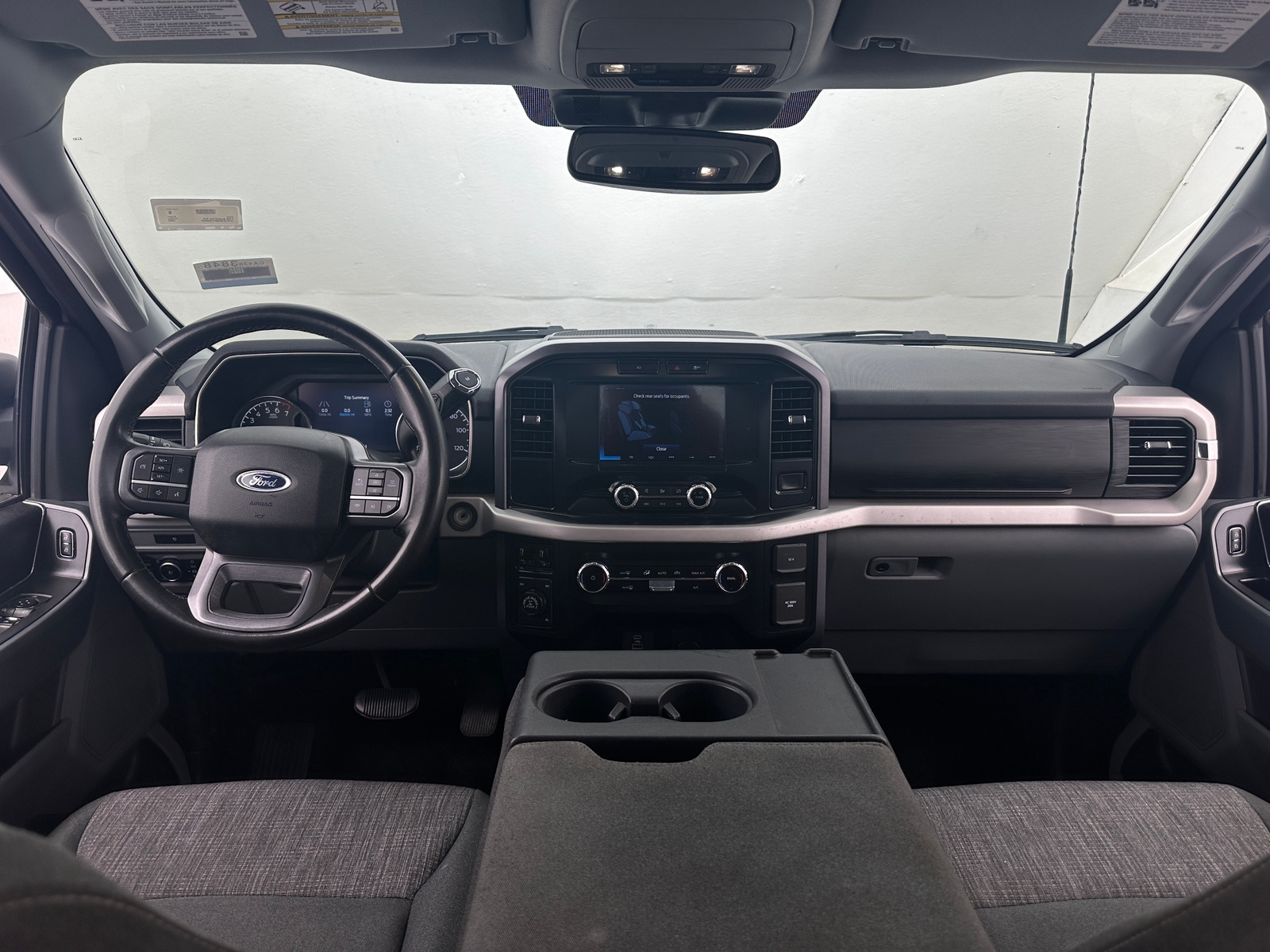 Thumbnail: 2023 Ford Econoline - 3